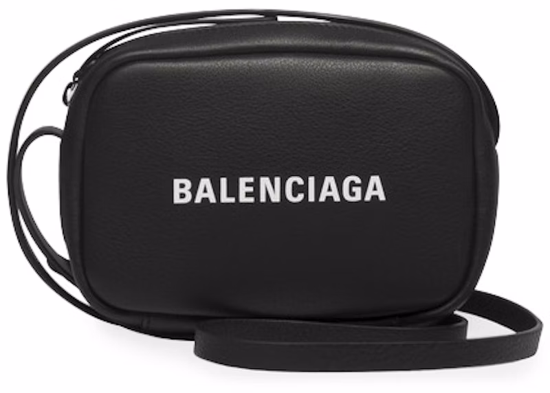 balenciaga-everyday-camera-bag-xs-black