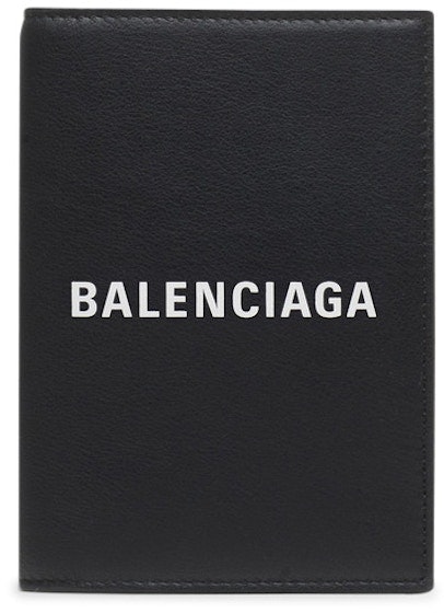 balenciaga-everyday-passport-holder-black-white