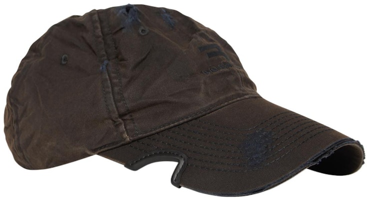 Balenciaga Faded Distressed Cotton Baseball Cap Unisex. 697754414B41000 Lookbook Balenciaga Faded Distressed Cotton Baseball Cap Unisex. 697754414B41000