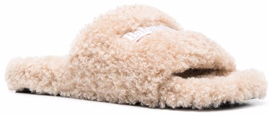 巴黎世家 刺繡毛絨拖鞋 米色 Lookbook 巴黎世家 刺繡毛絨拖鞋 米色