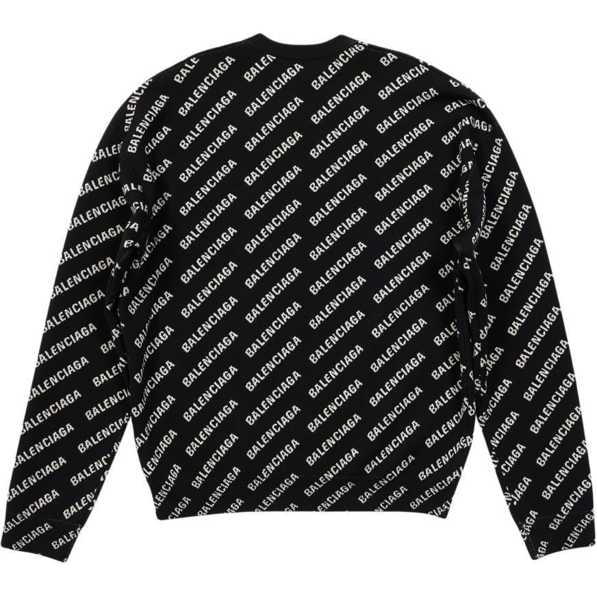 Lookbook Jersey Balenciaga FW22 Colorblock Negro con Logo de Letras. 719654T16601070