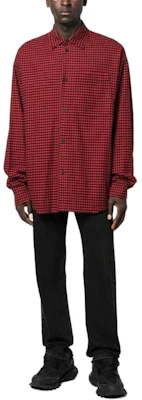발렌시아가 FW22 레드 체크 프린트 긴팔 셔츠 레귤러 핏 720105TNM236400 Shop 발렌시아가 FW22 레드 체크 프린트 긴팔 셔츠 레귤러 핏 720105TNM236400