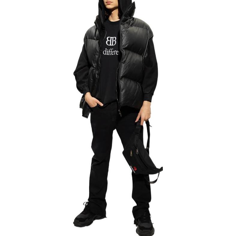 Shop Balenciaga FW22 Be Different 2B Logo Embroidered Black Crewneck T-Shirt . 612966TNVU91070