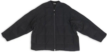 Balenciaga FW22 Black Zip-Up Collared Oversized Casual Jacket 698829TMO171000 Balenciaga FW22 Black Zip-Up Collared Oversized Casual Jacket 698829TMO171000