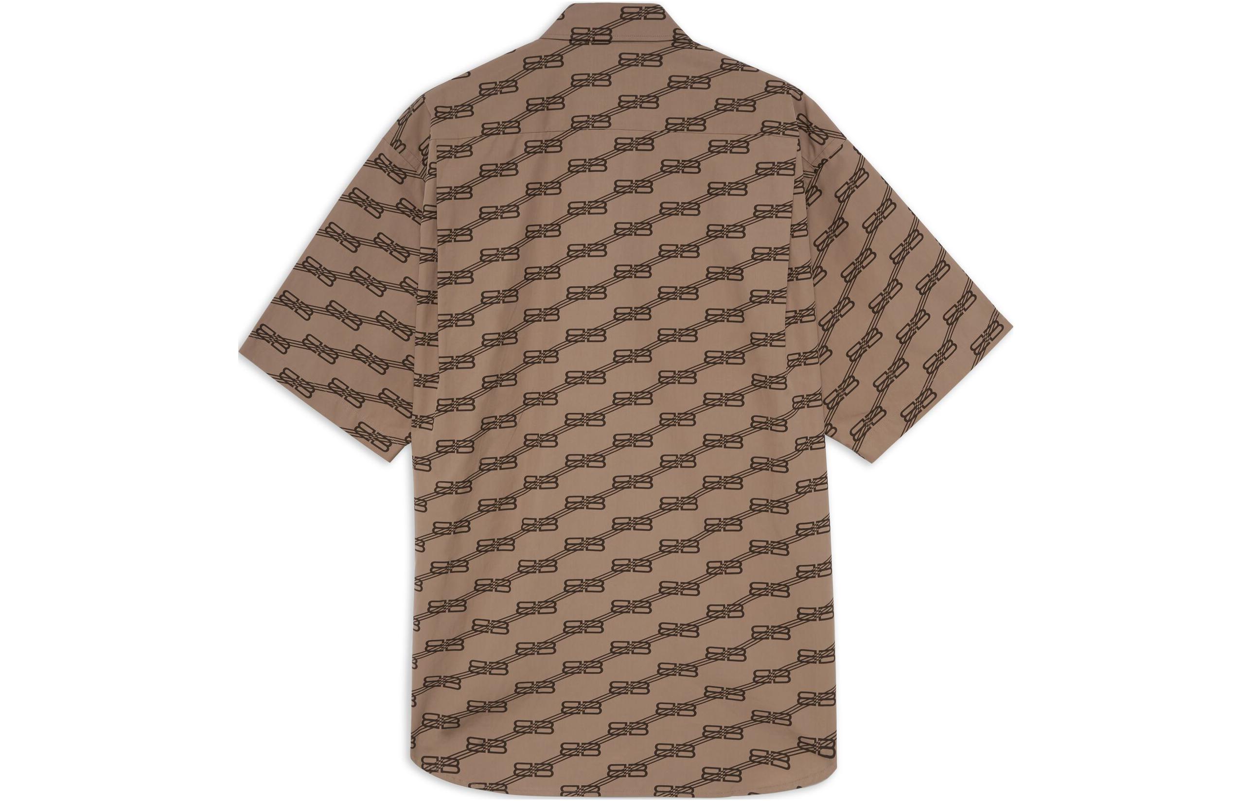 Lookbook Balenciaga FW22 Kemeja Coklat Monogram Lengan Pendek Regular Fit 681702TML369378