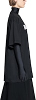 Balenciaga FW22 Baju T Hitam Oversized Unisex Logo Huruf. 651795TNVL11070 Details for Balenciaga FW22 Baju T Hitam Oversized Unisex Logo Huruf. 651795TNVL11070