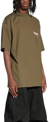 Balenciaga FW22 Logo Letter Kaos Oversized Hijau Khaki Pria. 641675TKVJ12463 Purchase Balenciaga FW22 Logo Letter Kaos Oversized Hijau Khaki Pria. 641675TKVJ12463
