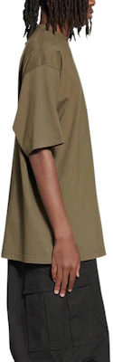 Balenciaga FW22 Logo Letter Kaos Oversized Hijau Khaki Pria. 641675TKVJ12463 Sizing Balenciaga FW22 Logo Letter Kaos Oversized Hijau Khaki Pria. 641675TKVJ12463