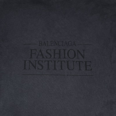 Balenciaga FW22 Logo Print Gray Regular Fit Crewneck T-Shirt . 612966TMVH68190 Sizing Balenciaga FW22 Logo Print Gray Regular Fit Crewneck T-Shirt . 612966TMVH68190