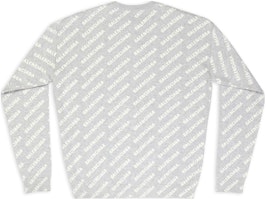 발렌시아가 FW22 모노그램 로고 크루넥 롱슬리브 스웨터 그레이. 702952T32331461 Lookbook 발렌시아가 FW22 모노그램 로고 크루넥 롱슬리브 스웨터 그레이. 702952T32331461