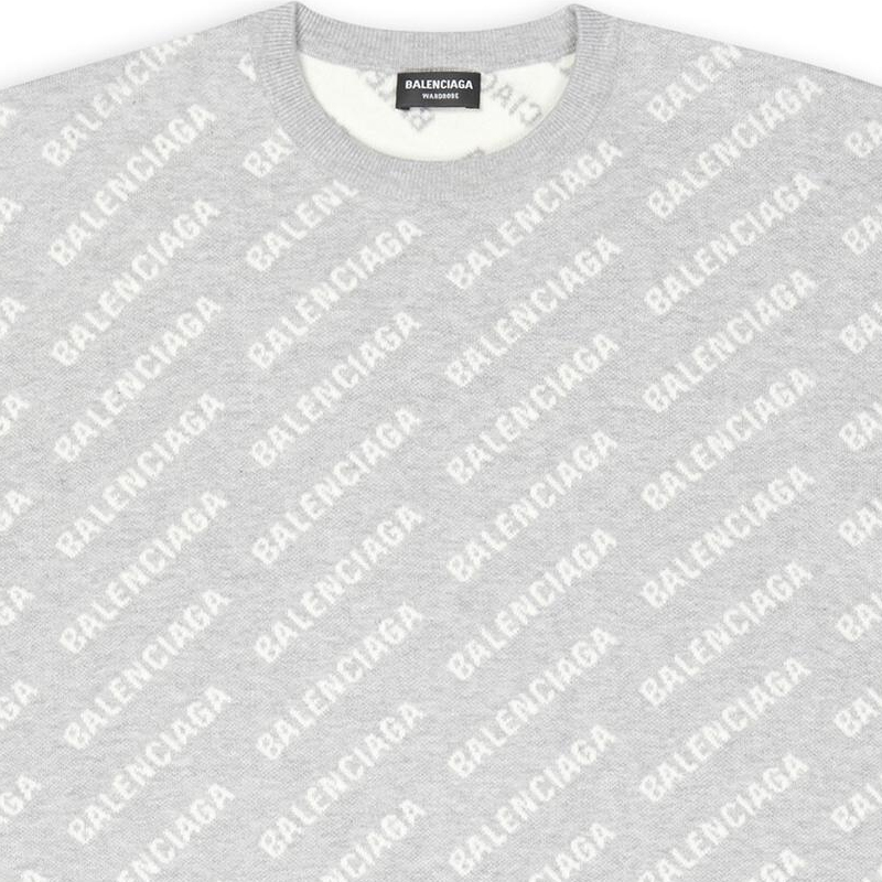 Sizing 발렌시아가 FW22 모노그램 로고 크루넥 롱슬리브 스웨터 그레이. 702952T32331461