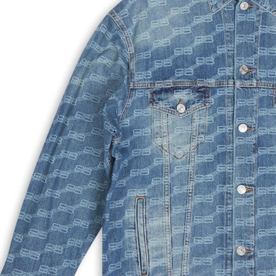 Balenciaga Jaket Denim Monogram Logo Biru Unisex Slim Fit FW22. 675208TMW370443 1