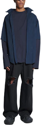 Balenciaga FW22 Kemeja Patchwork Vintage Unisex Lengan Panjang Biru Navy 699227TYB181000 Shop Balenciaga FW22 Kemeja Patchwork Vintage Unisex Lengan Panjang Biru Navy 699227TYB181000