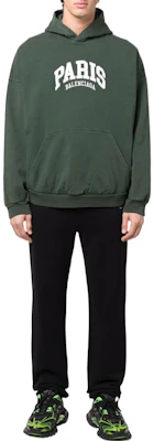 Balenciaga FW22 Solid Logo Print Green Hoodie Regular Fit Pullover. 674986TLVL83011 Lookbook Balenciaga FW22 Solid Logo Print Green Hoodie Regular Fit Pullover. 674986TLVL83011