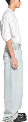Balenciaga FW22 Vintage Jeans High-Waisted Wide-Leg Biru. 704282TDW144824 Purchase Balenciaga FW22 Vintage Jeans High-Waisted Wide-Leg Biru. 704282TDW144824