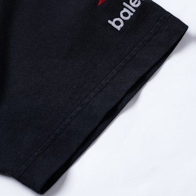 Camiseta Negra Oversize Unisex Balenciaga FW23 3B Sports Icon Logo. 764235TPVD71470 Details for Camiseta Negra Oversize Unisex Balenciaga FW23 3B Sports Icon Logo. 764235TPVD71470