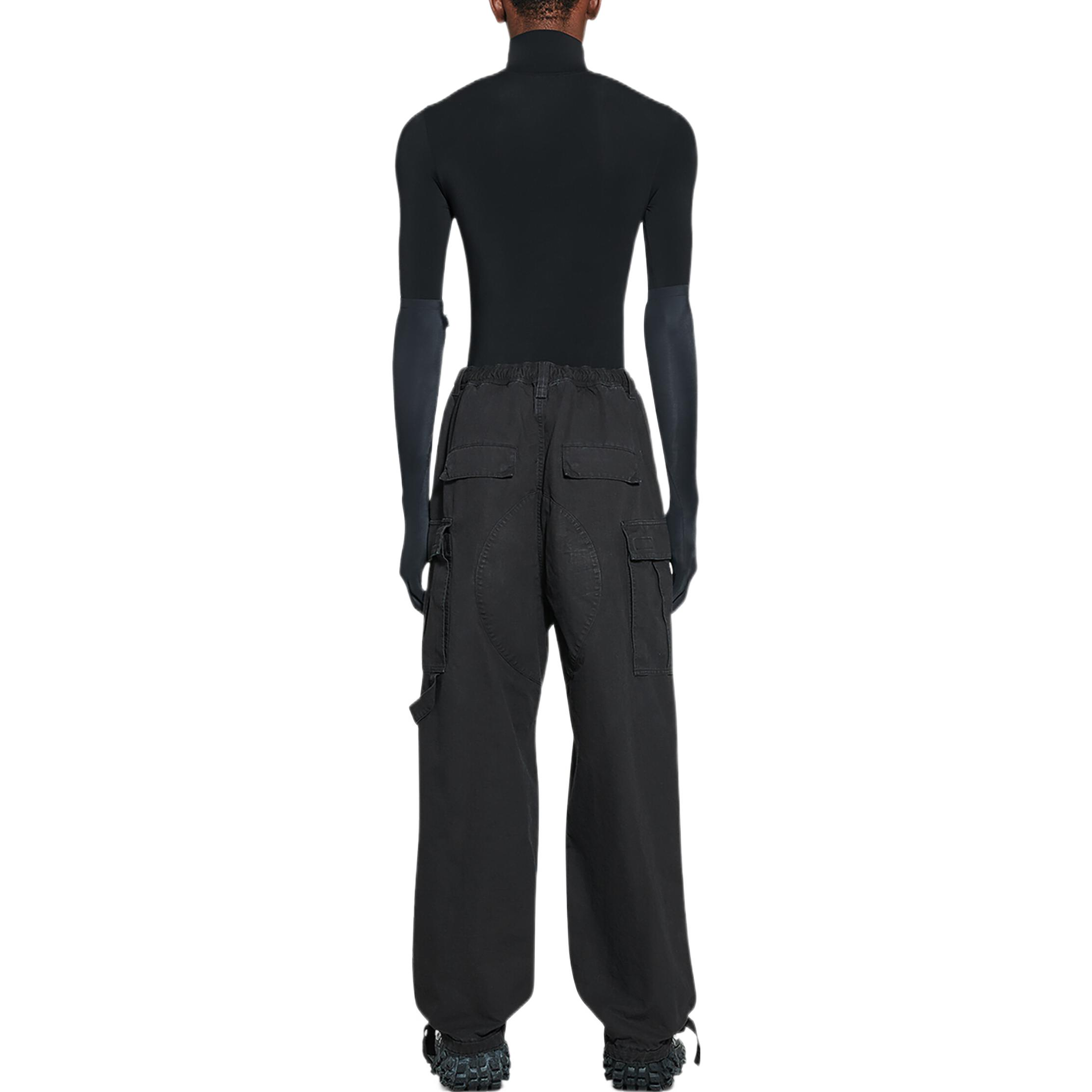 Purchase 발렌시아가 FW23 블랙 루즈핏 드로스트링 스트레이트 카고 팬츠. 698940TKP271000