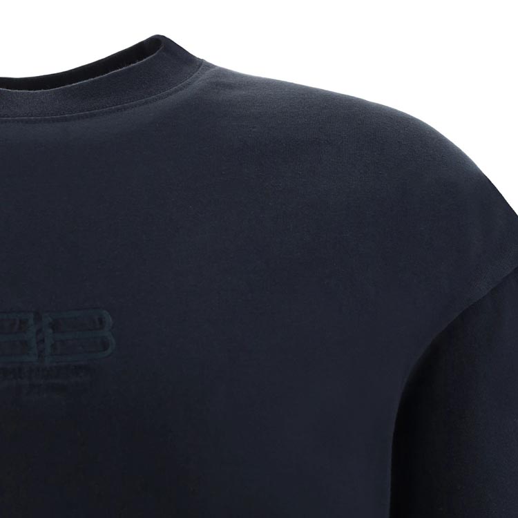 Shop Balenciaga FW23  Loose Fit Crewneck Tee with Solid Color Logo Embroidery. 612966TMVG78190