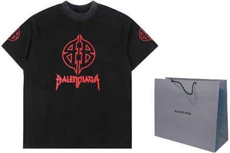 バレンシアガ FW23 アルファベットロゴプリント ブラックTシャツ レギュラーフィット 764235TPVI21568 Shop バレンシアガ FW23 アルファベットロゴプリント ブラックTシャツ レギュラーフィット 764235TPVI21568