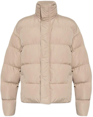 발렌시아가 FW23 베이지 스탠드 칼라 남성용 패딩 자켓 766614TPO069501 Buy 발렌시아가 FW23 베이지 스탠드 칼라 남성용 패딩 자켓 766614TPO069501