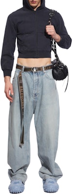 巴黎世家FW23男士黑色修身连帽拉链卫衣及短裤套装 773284TPVO91083 Lookbook 巴黎世家FW23男士黑色修身连帽拉链卫衣及短裤套装 773284TPVO91083