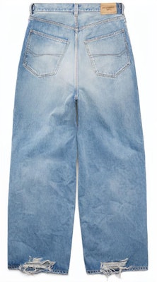 Balenciaga FW23 Distressed Relaxed Fit Unisex Denim Jeans Blue. 697833TDW143341 Lookbook Balenciaga FW23 Distressed Relaxed Fit Unisex Denim Jeans Blue. 697833TDW143341