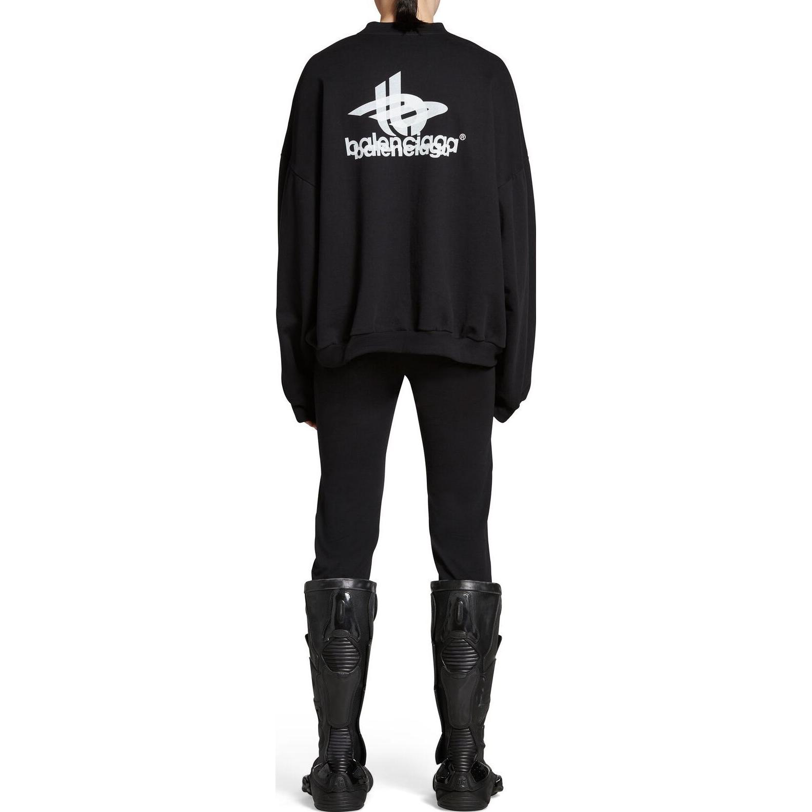 Shop Balenciaga FW23 Letter Print Black Oversized Pullover Sweatshirt Men. 767860TPVF31070