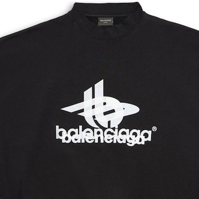 Balenciaga FW23 Letter Print Black Oversized Pullover Sweatshirt Men. 767860TPVF31070 Details for Balenciaga FW23 Letter Print Black Oversized Pullover Sweatshirt Men. 767860TPVF31070