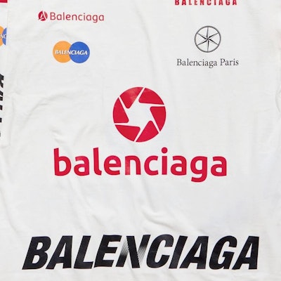 발렌시아가 FW23 레터 프린트 니트 롱슬리브 티셔츠 유니섹스 화이트 루즈핏 767879TPVE99000 Details for 발렌시아가 FW23 레터 프린트 니트 롱슬리브 티셔츠 유니섹스 화이트 루즈핏 767879TPVE99000