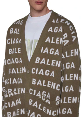 Balenciaga FW23 Logo V-Neck Knit Sweater Longgar Khaki. 766471T16739677 Purchase Balenciaga FW23 Logo V-Neck Knit Sweater Longgar Khaki. 766471T16739677