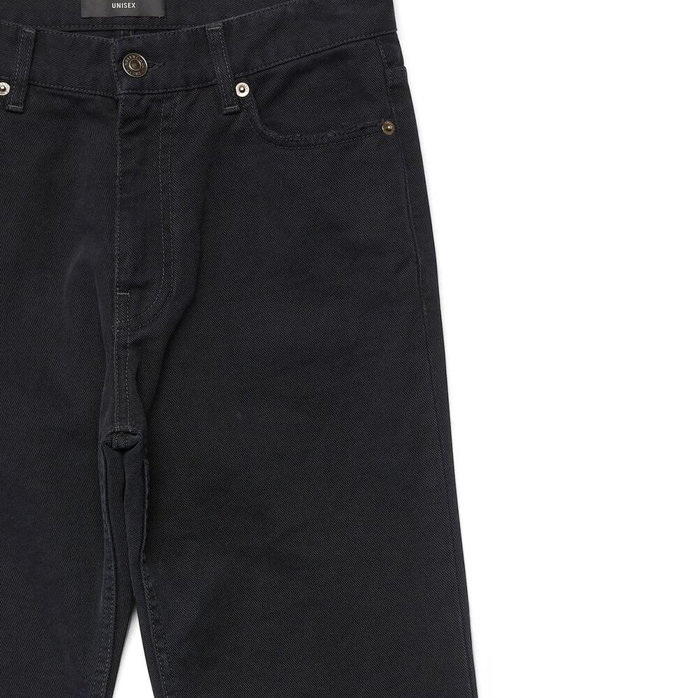 Purchase Balenciaga FW23 Unisex Black Solid Twill Straight-Leg Denim Shorts. 753212TNW111700