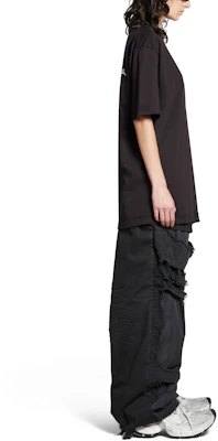 발렌시아가 FW24 디스트레스드 하트 루즈핏 블랙 티셔츠. 641675TQVV89034 Details for 발렌시아가 FW24 디스트레스드 하트 루즈핏 블랙 티셔츠. 641675TQVV89034