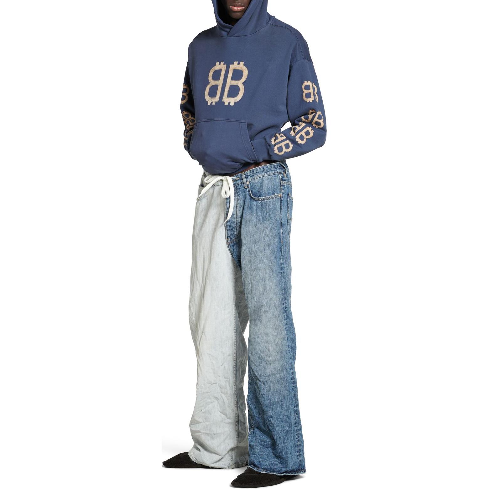 Sizing Balenciaga FW24 藍色標誌印花連帽衫 男女皆宜標準版型。 767877TOVU74108