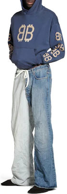 Balenciaga FW24 藍色標誌印花連帽衫 男女皆宜標準版型。 767877TOVU74108 Sizing Balenciaga FW24 藍色標誌印花連帽衫 男女皆宜標準版型。 767877TOVU74108