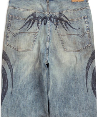 Balenciaga FW24 Jeans Vaqueros Sueltos Unisex Azul con Logo Impreso. 809360TRW775760 Sizing Balenciaga FW24 Jeans Vaqueros Sueltos Unisex Azul con Logo Impreso. 809360TRW775760