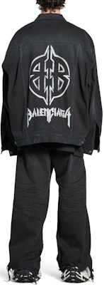 巴黎世家FW24金属BB标志喷绘牛仔夹克男女同款黑色宽松款式夹克。 793892TNW111672 Details for 巴黎世家FW24金属BB标志喷绘牛仔夹克男女同款黑色宽松款式夹克。 793892TNW111672