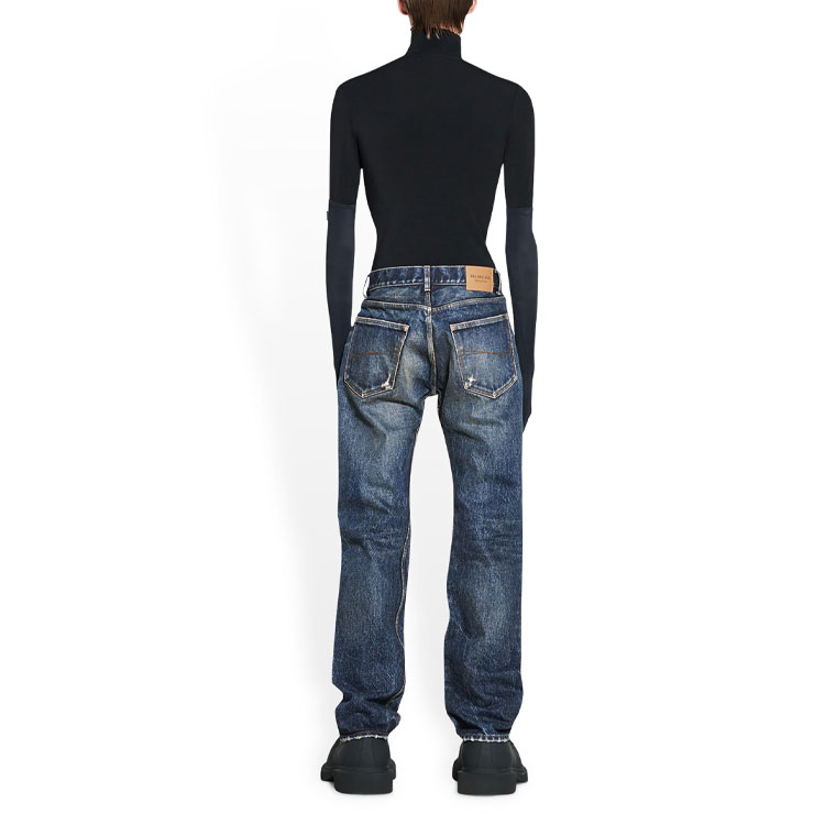 Purchase Balenciaga Garde-Robe SS23 Jeans Denim Biru Potongan Lurus Paras Sederhana. 724714TNW514021