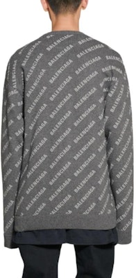 巴黎世家灰色Logo提花针织毛衣 SS23系列 734009T41271167 Purchase 巴黎世家灰色Logo提花针织毛衣 SS23系列 734009T41271167