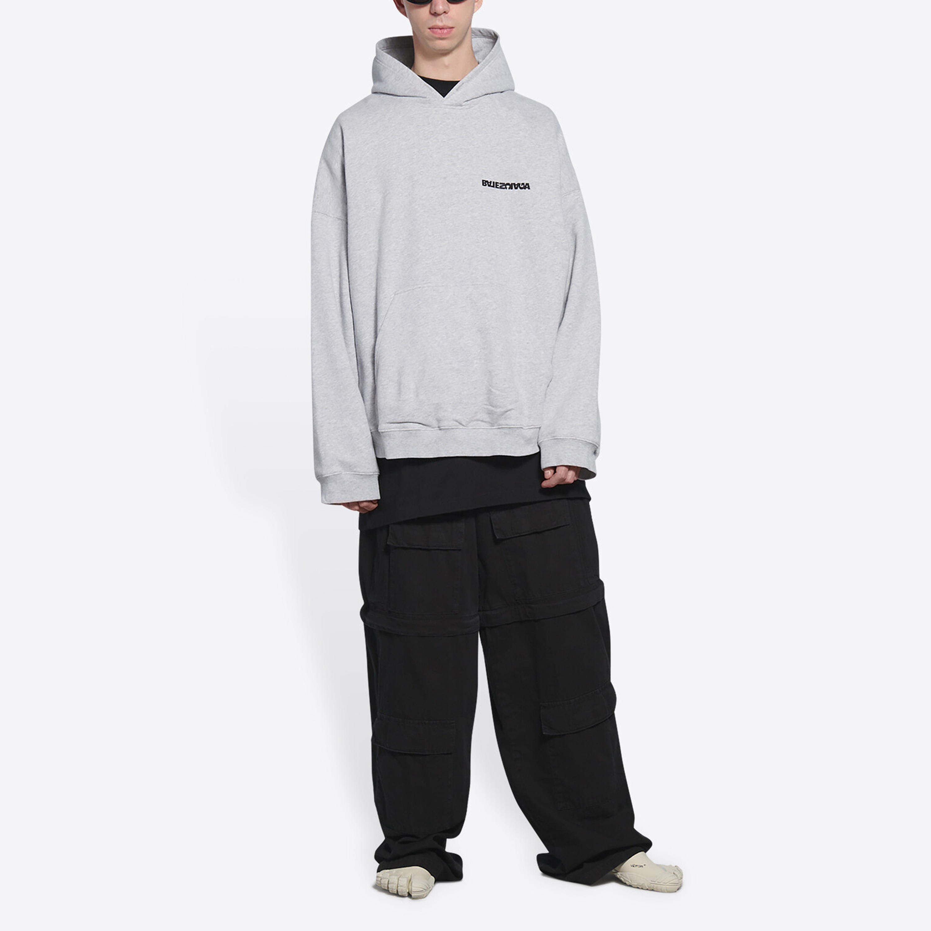 Balenciaga Gray Logo Letter Oversized Hoodie 674986TLVB41167 圖 4