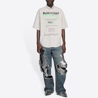 Balenciaga 灰色棉質寬鬆版型短袖襯衫 Logo 印花 664627TKM102967 Shop Balenciaga 灰色棉質寬鬆版型短袖襯衫 Logo 印花 664627TKM102967