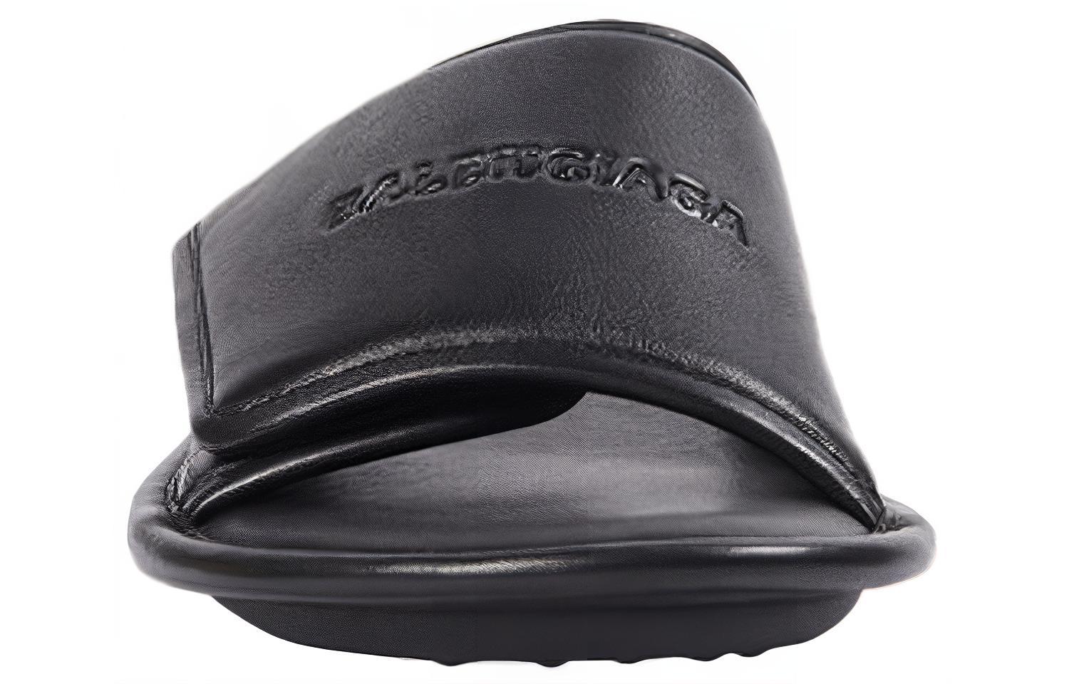 Lookbook Chaussons Balenciaga Home Small en Cuir Noir 615770WBAT11169