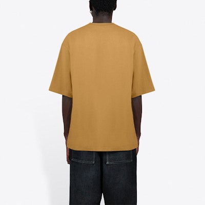 Balenciaga Khaki Cetakan Huruf T-Shirt Leher Bulat Fit Santai. 620969TIV509605 Sizing Balenciaga Khaki Cetakan Huruf T-Shirt Leher Bulat Fit Santai. 620969TIV509605