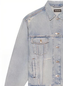 Balenciaga 寬鬆版淺藍色牛仔外套 Sizing Balenciaga 寬鬆版淺藍色牛仔外套