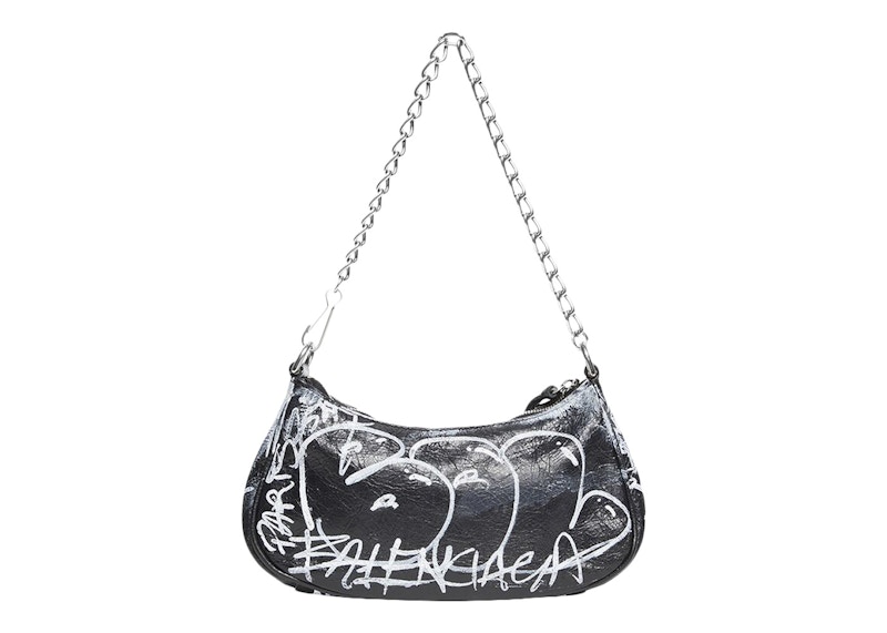 Lookbook 발렌시아가 르 카골 미니 체인 그래피티 블랙 백 
