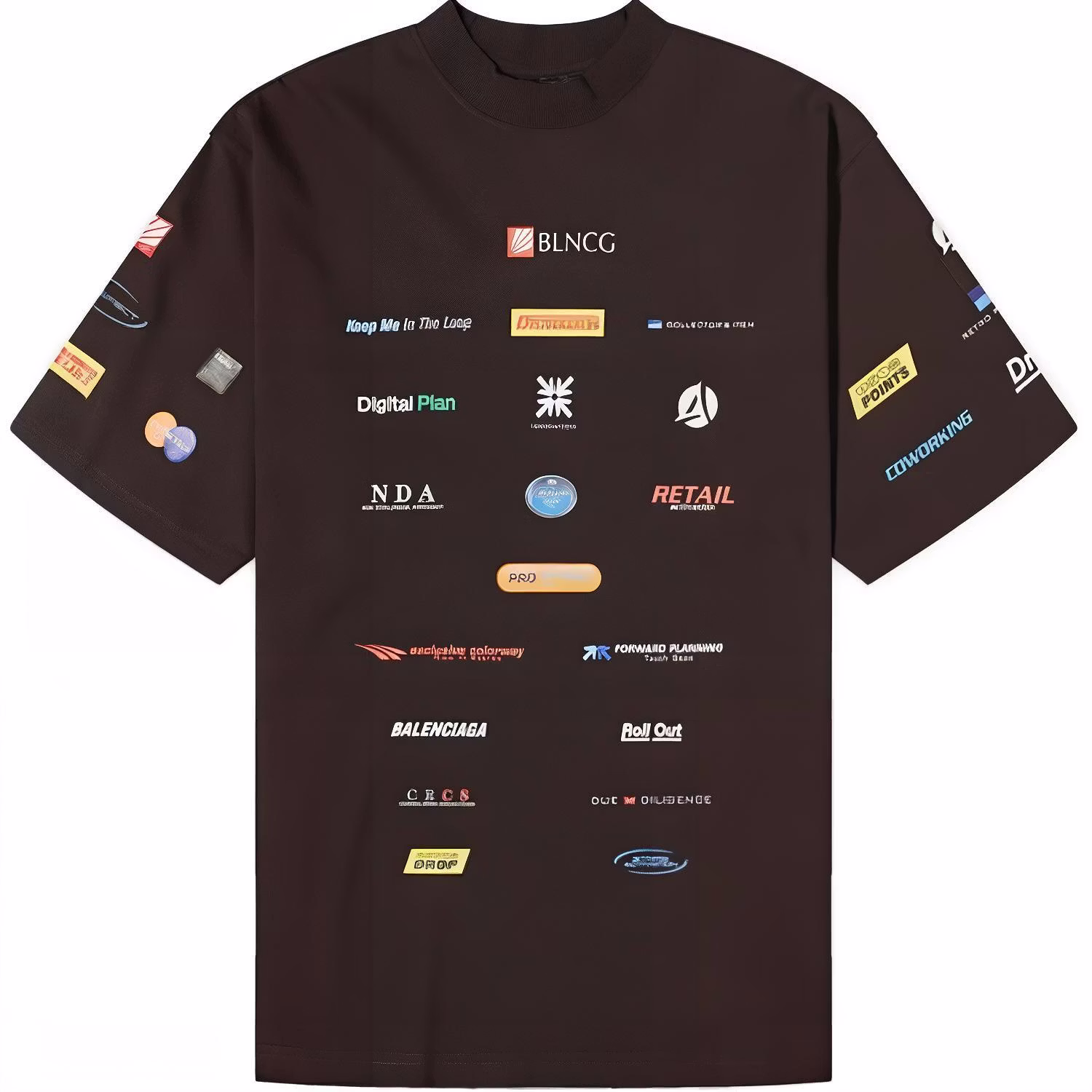 balenciaga-letter-logo-print-crew-neck-brown-t-shirt-regular-fit-764235-tqvh-31055