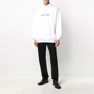 Sudadera Balenciaga Blanca con Logo y Letras Estampadas de Ajuste Holgado. 570811TIV559040 Lookbook Sudadera Balenciaga Blanca con Logo y Letras Estampadas de Ajuste Holgado. 570811TIV559040