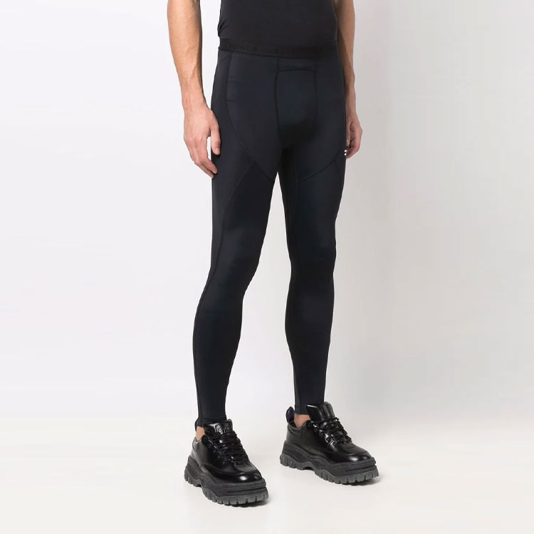 Lookbook Balenciaga 黑色Logo簡約款休閒長褲 (標準版型) 675332TKV121000