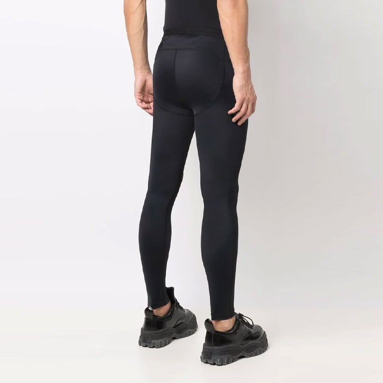 Purchase Balenciaga 黑色Logo簡約款休閒長褲 (標準版型) 675332TKV121000