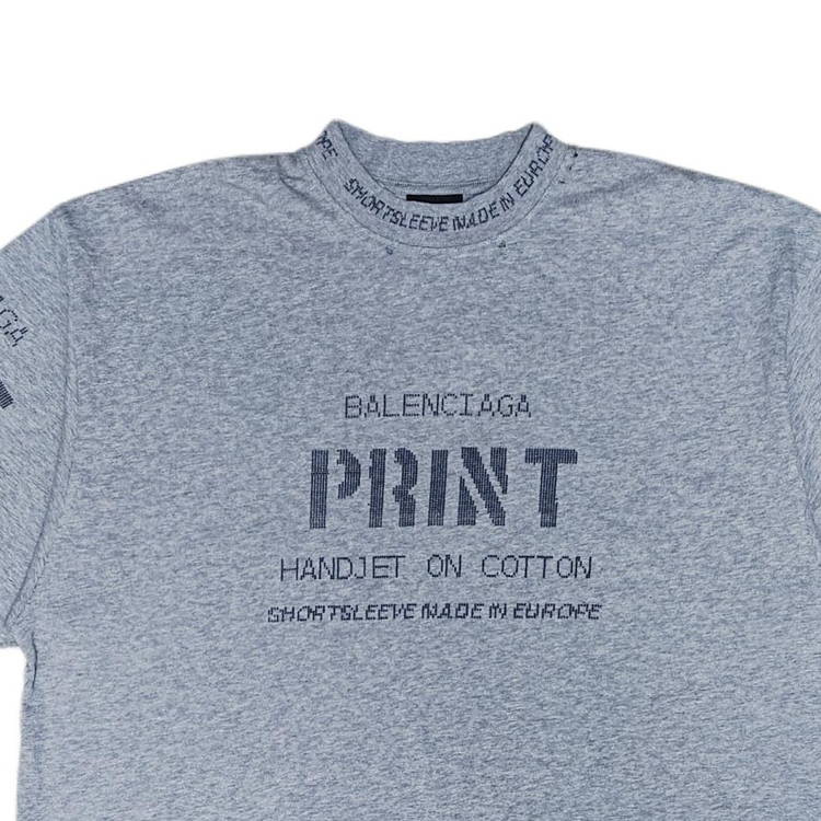 Shop 巴黎世家Logo印花男士灰色休闲圆领T恤标准版型。 739784TOVN61167