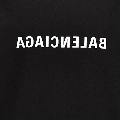 Balenciaga Logo Print Sweatshirt Lengan Panjang Hitam Loose Fit. 674986TNVR31070 Sizing Balenciaga Logo Print Sweatshirt Lengan Panjang Hitam Loose Fit. 674986TNVR31070